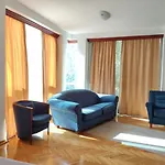 Ambasador Подгориця