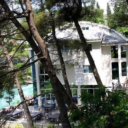 Ambasador 3* Podgorica