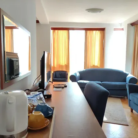 Ambasador 3* Подгорица