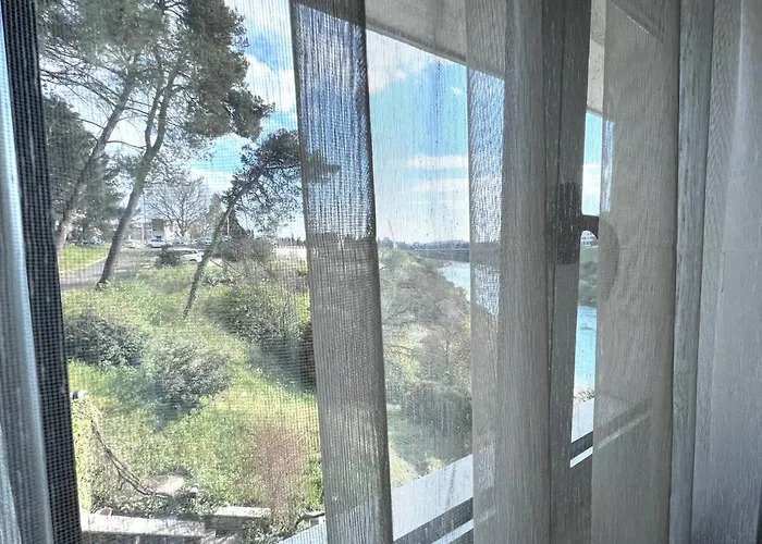 Ambasador 3* Podgorica